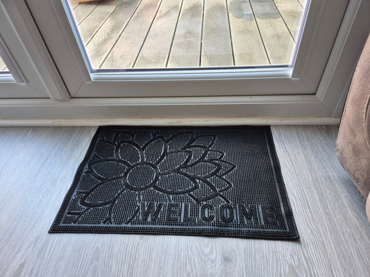 Rubber Doormat 60cm x 40cm - 'Welcome' (Flower)