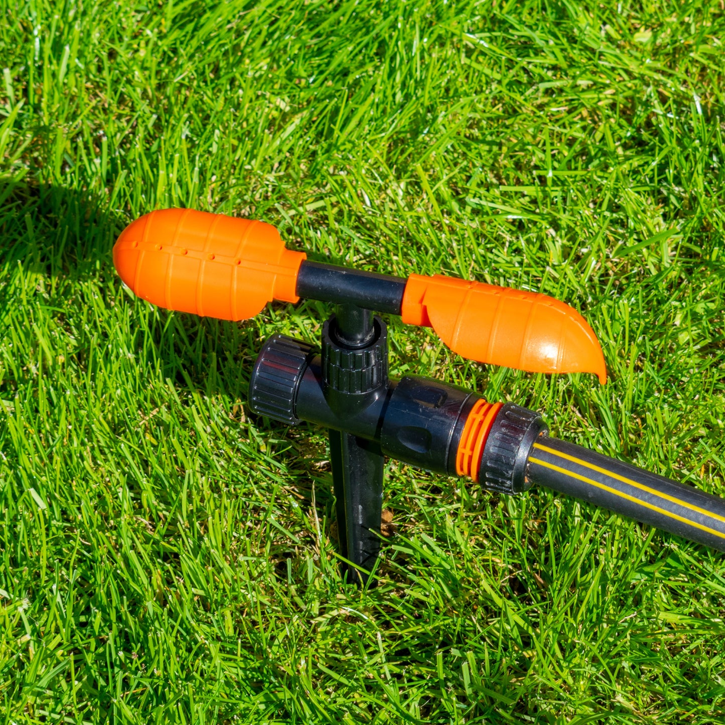 Rotary 2-Arm Leaf Sprinkler On Spike