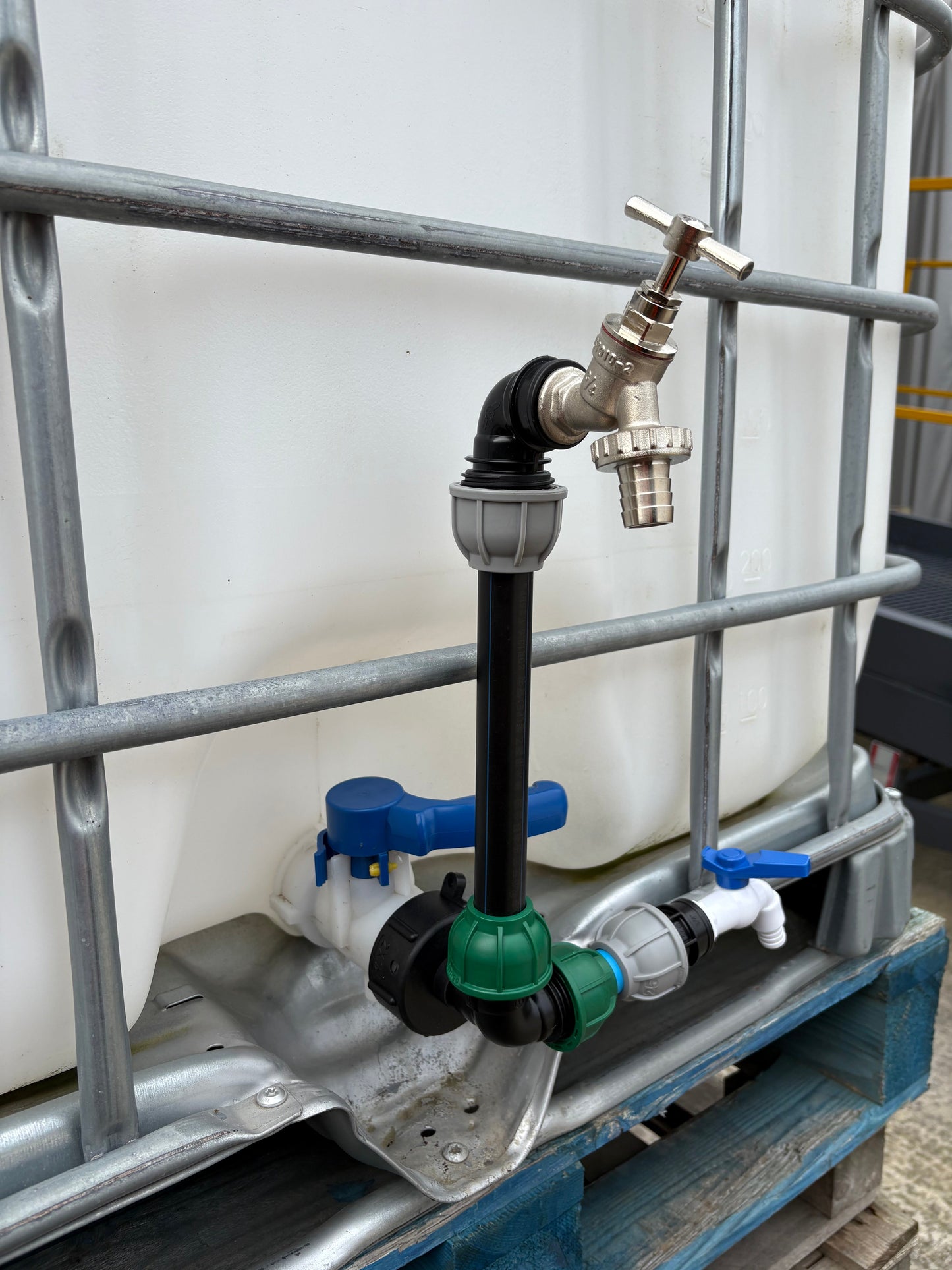 IBC 25cm Riser Tap Connection Kit with Side Tap