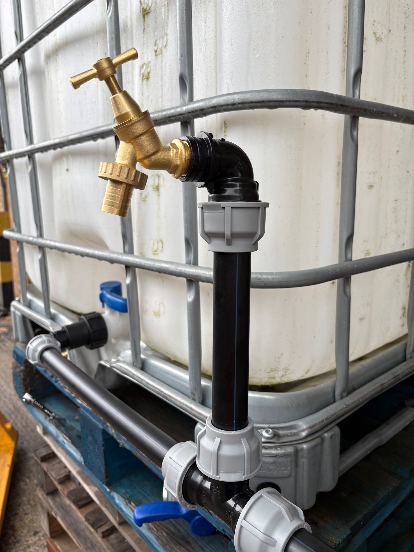 IBC 4-Tank Joining Kit Via 25mm Pipe