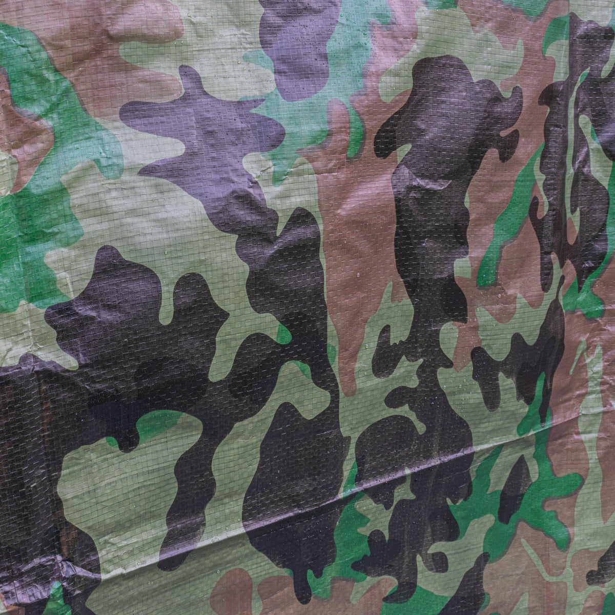 Tarpaulin 90GSM Camouflage with 10 x Clip-On Eyelets Black