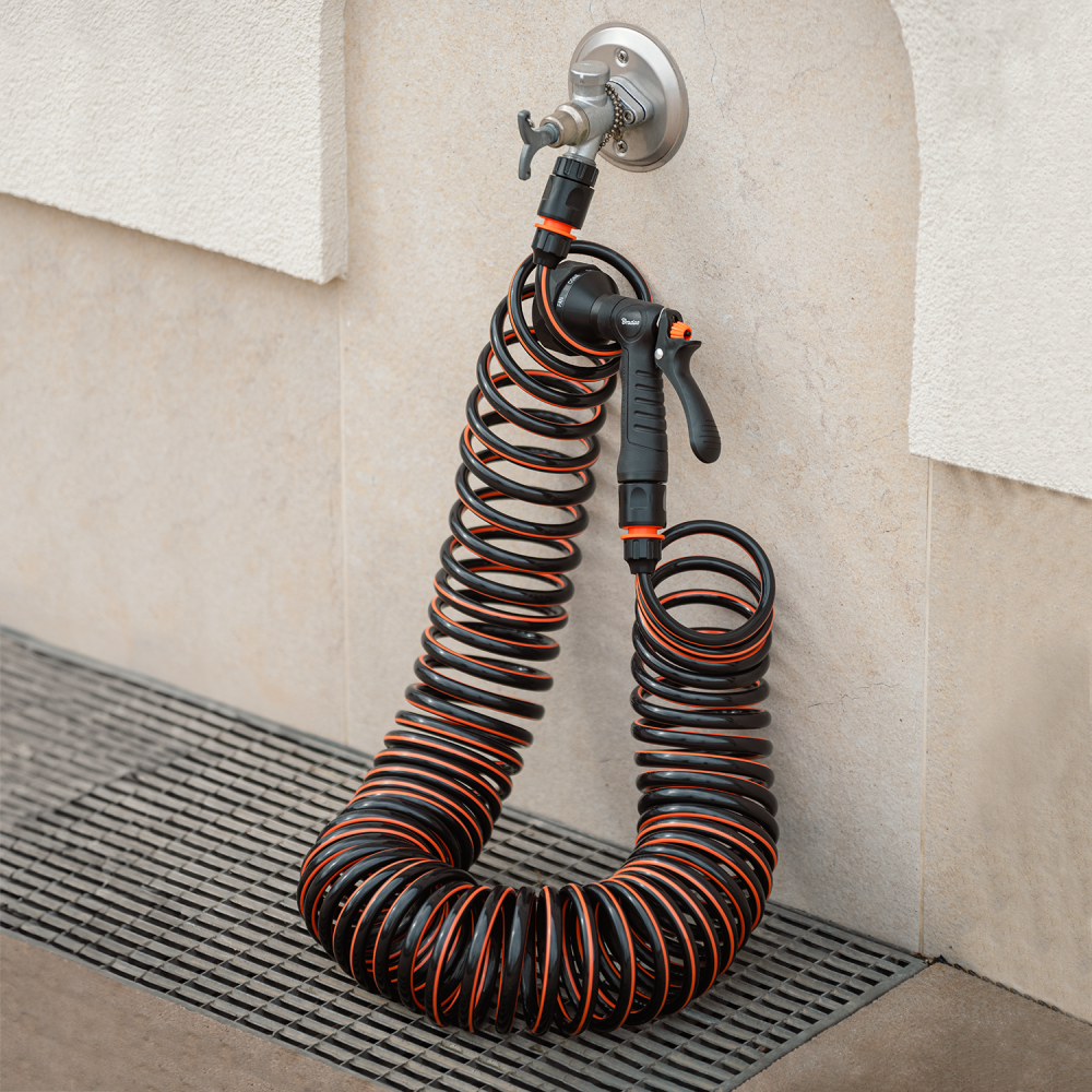 15 Metre Spiral Hose with Multi-Function Sprayer Set